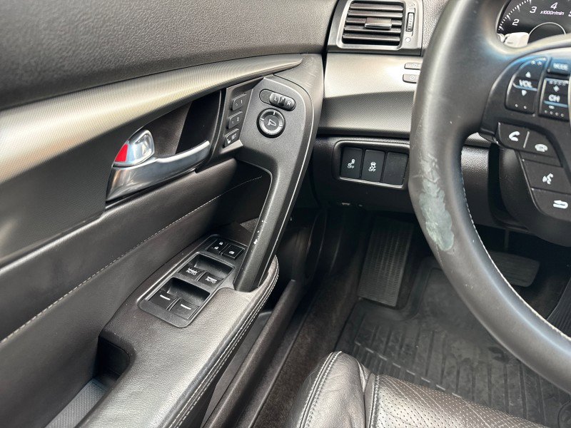 Used 2014 Acura TL SH-AWD image 11