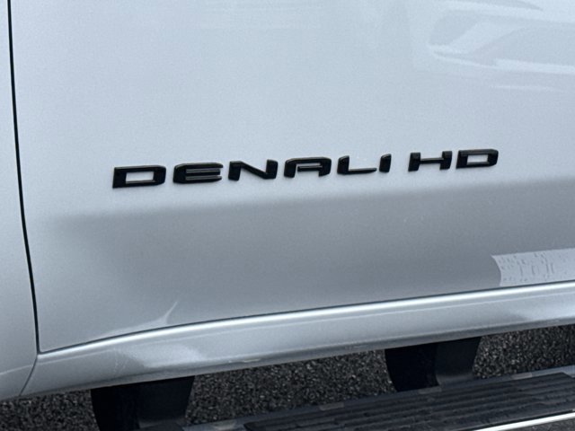New 2026 GMC Sierra 2500 Denali w/ Denali Reserve Package image 15