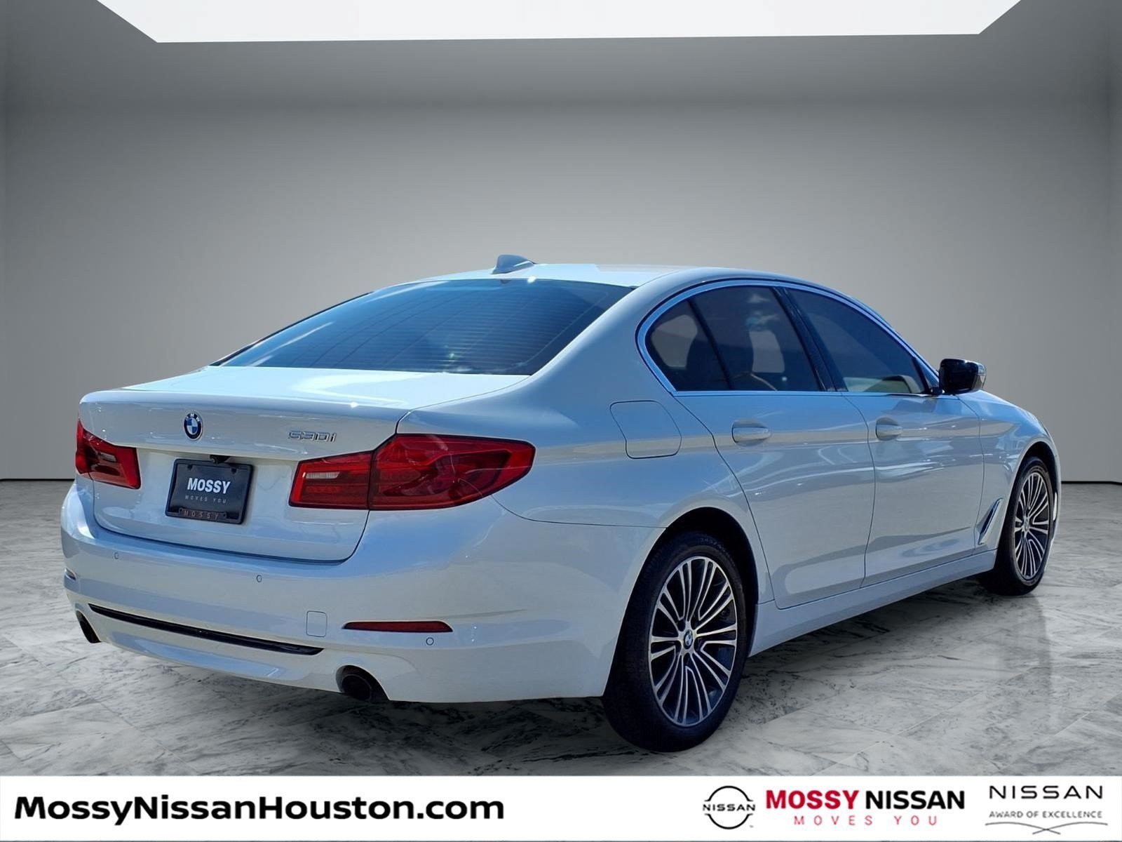 Used 2020 BMW 530i w/ Convenience Package RWD image 7