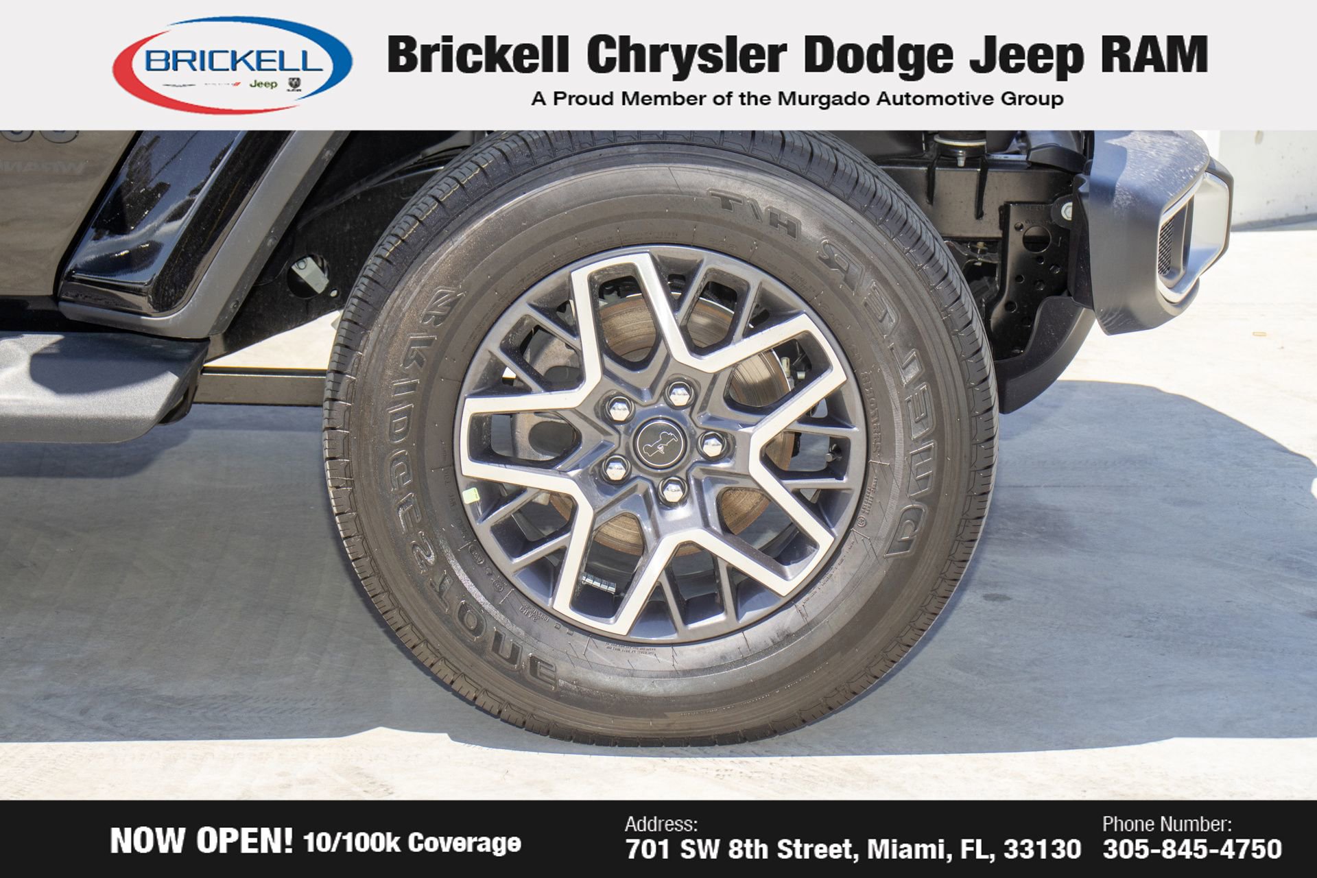 Used 2025 Jeep Wrangler Sahara w/ Safety Group image 36