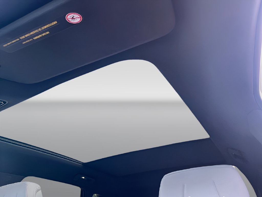 Used 2026 Cadillac Lyriq Luxury RWD image 22