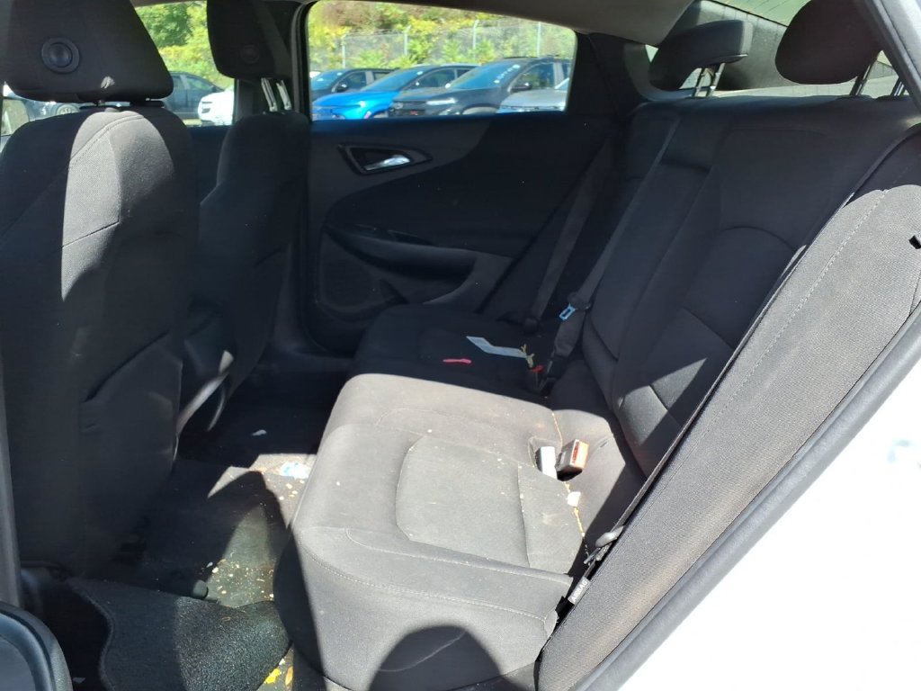 Used 2017 Chevrolet Malibu LS FWD image 20