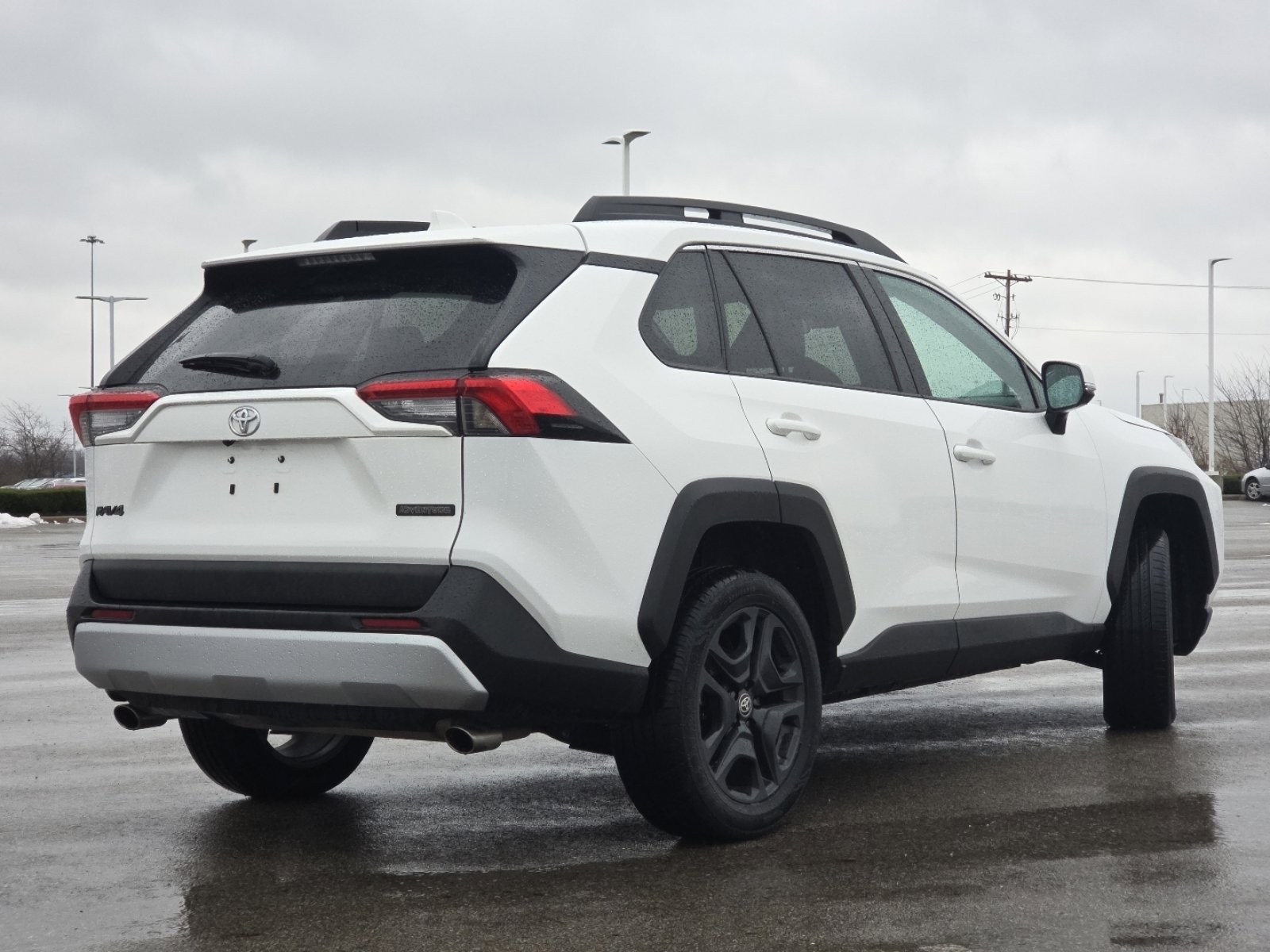 Used 2023 Toyota RAV4 Adventure image 17