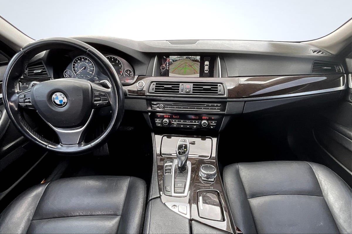 Used 2016 BMW 535i Sedan RWD image 16