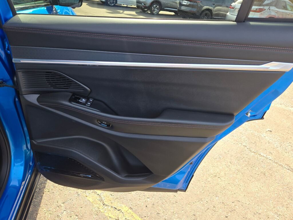 Used 2025 Jeep Wagoneer S Limited image 8