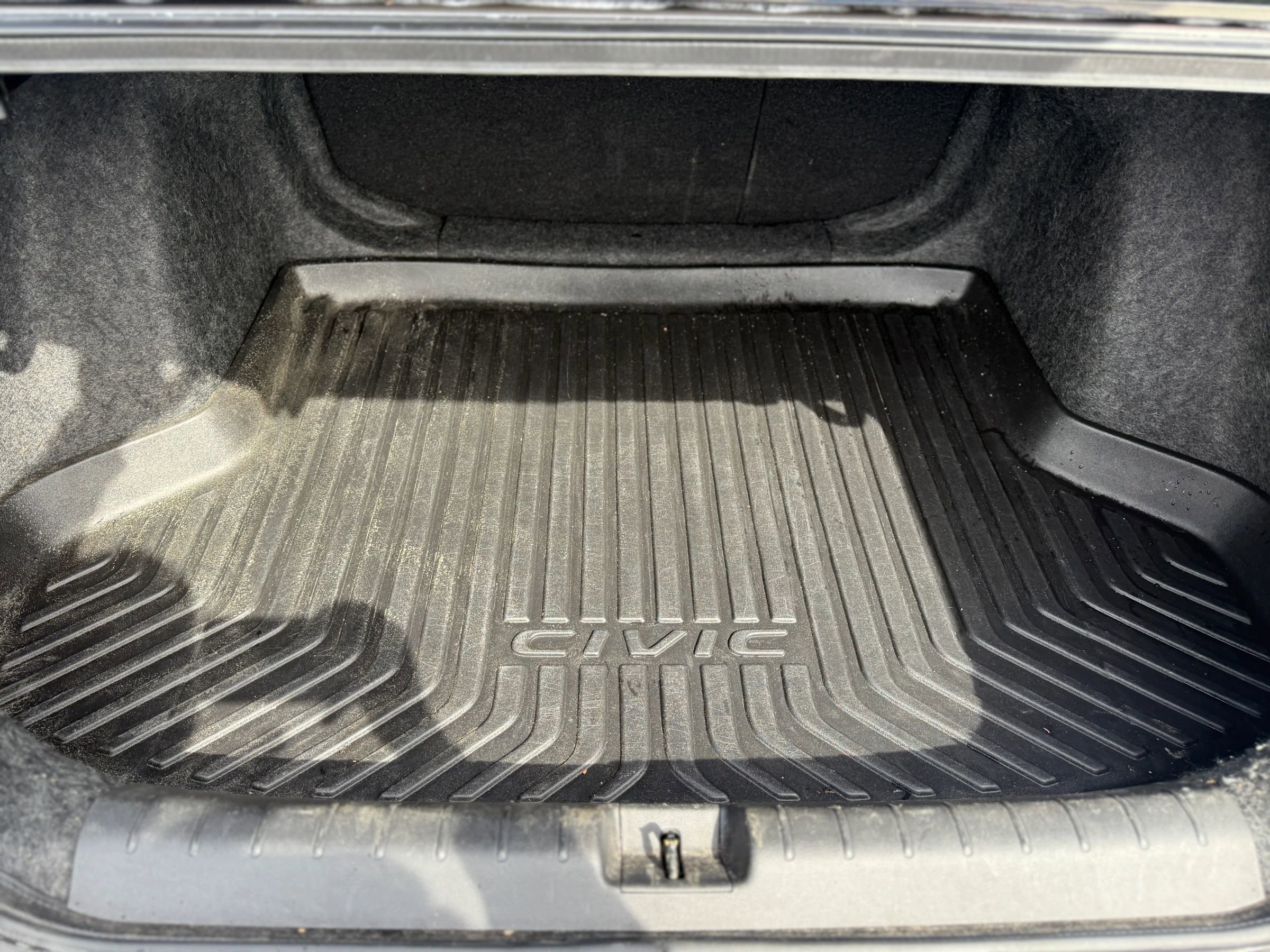 Used 2018 Honda Civic EX image 14