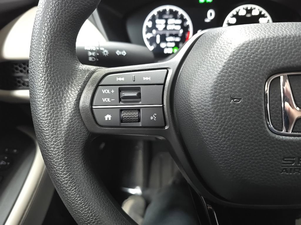 Certified 2026 Honda HR-V LX image 19