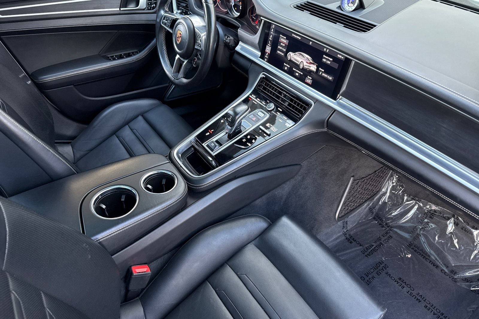 Used 2020 Porsche Panamera GTS image 15