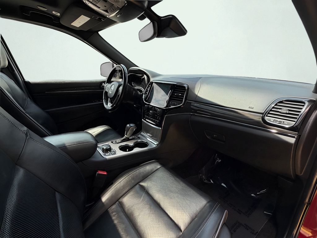 Used 2019 Jeep Grand Cherokee Overland AWD/4WD image 34