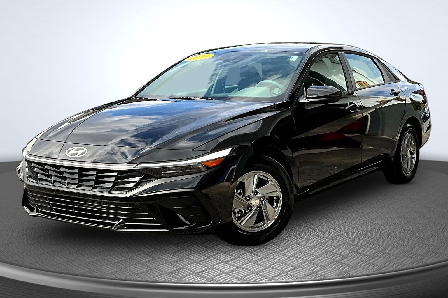 Used 2026 Hyundai Elantra SE