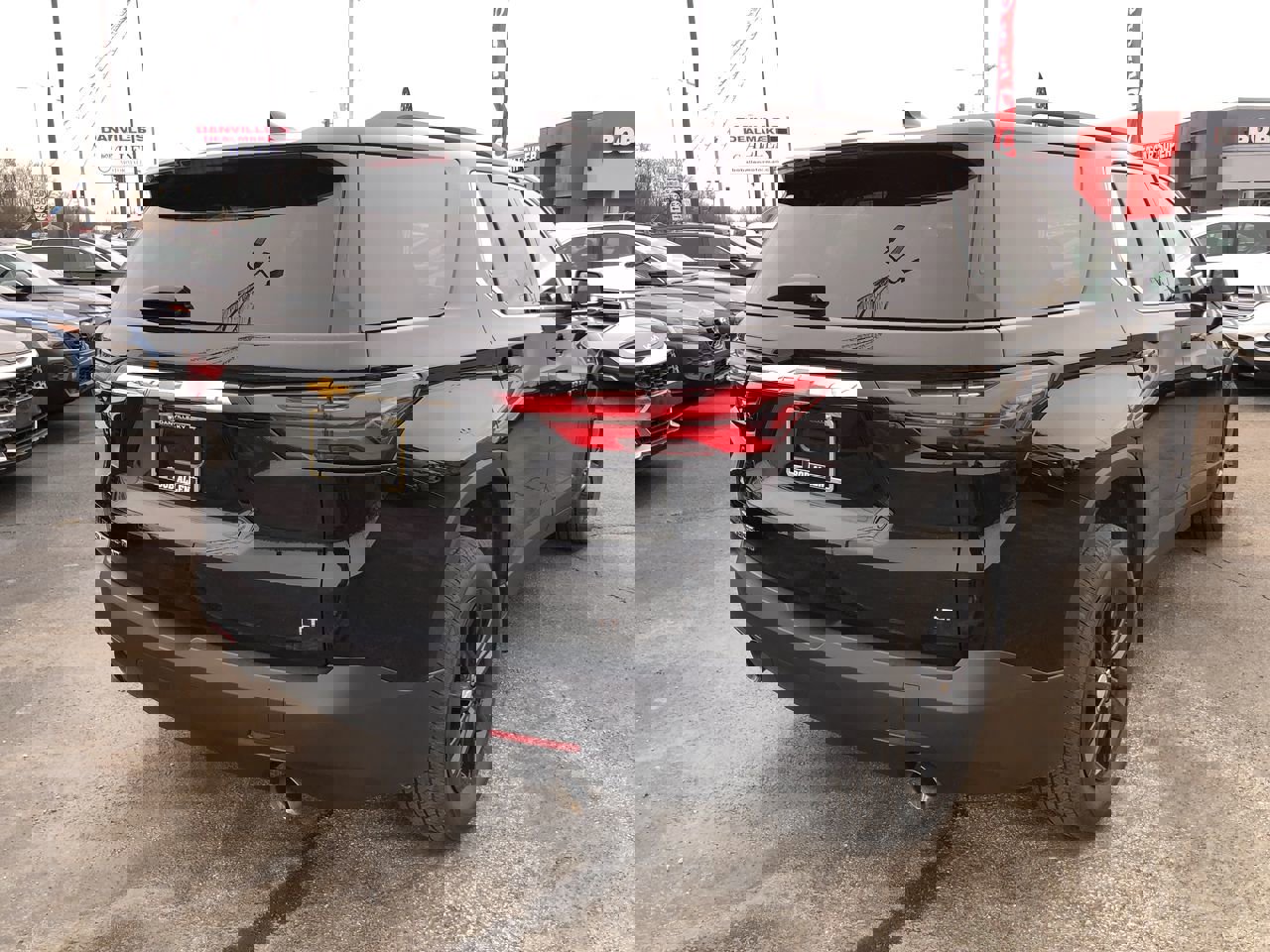 Used 2023 Chevrolet Traverse LT image 5