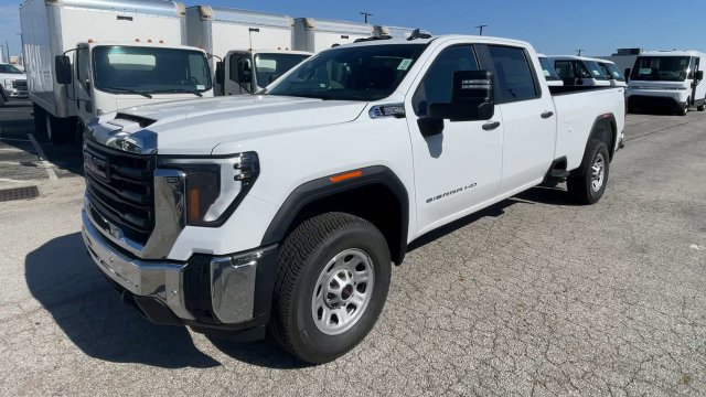 New 2026 GMC Sierra 2500 Pro w/ 1SA Pro Safety Plus Package AWD/4WD image 6