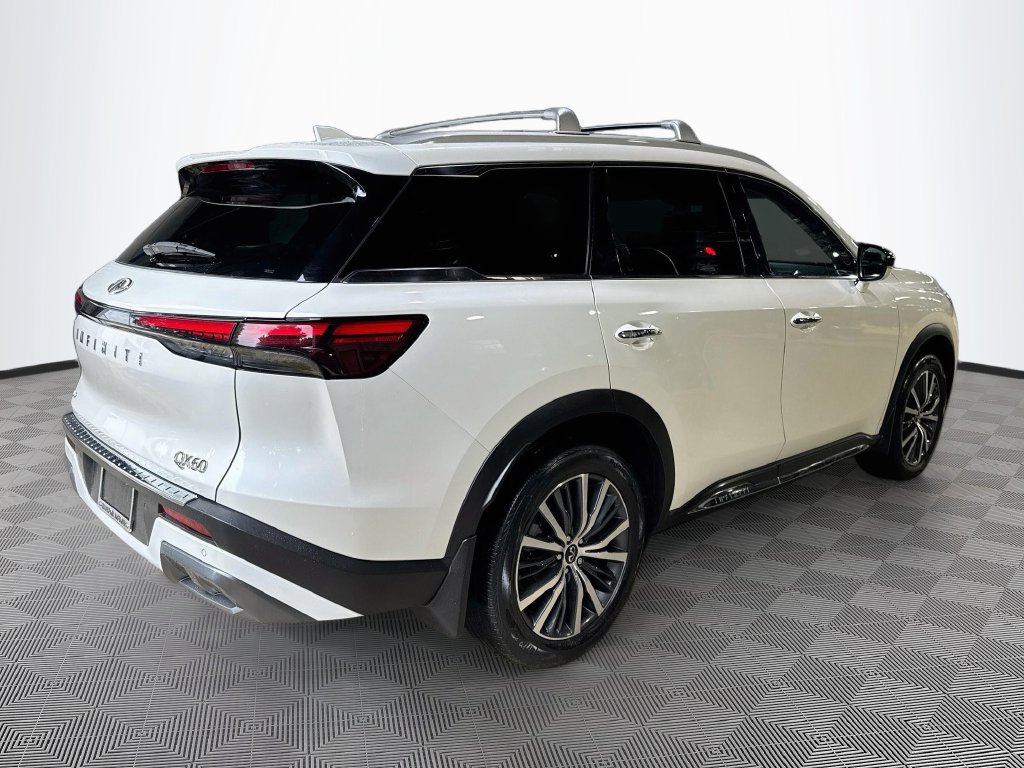 Certified 2023 INFINITI QX60 Sensory w/ Cargo Package AWD/4WD image 6