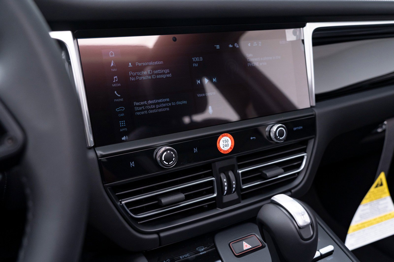 New 2025 Porsche Macan S image 25