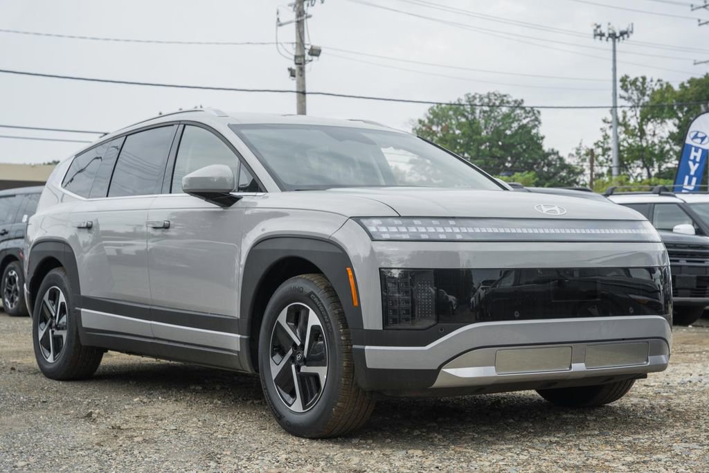 New 2026 Hyundai Ioniq 9 SE