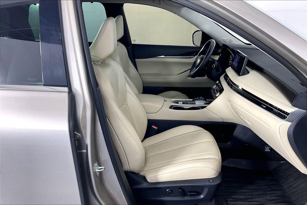 Used 2023 INFINITI QX60 Sensory w/ Vision Package image 10