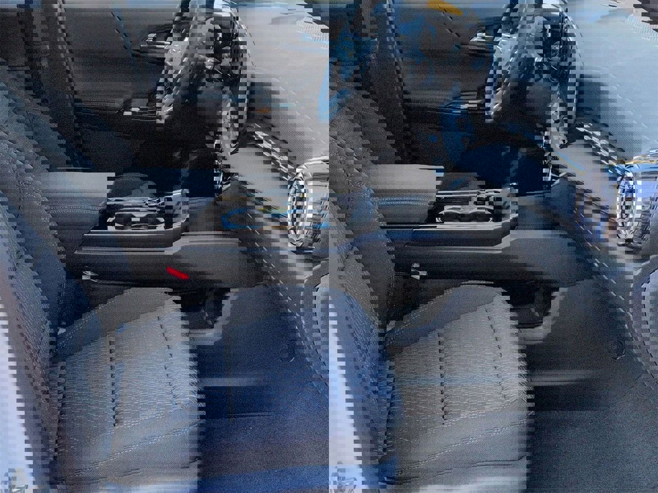 New 2026 Chevrolet Equinox LT w/ Safety and Technology Package FWD image 25