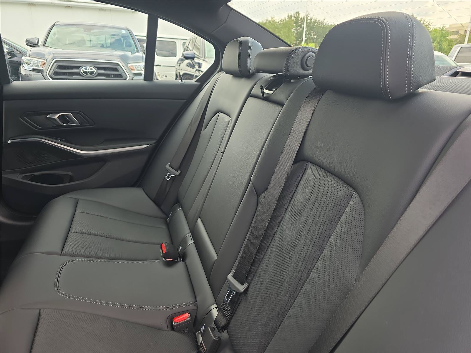 Used 2026 BMW 330i Sedan RWD image 12