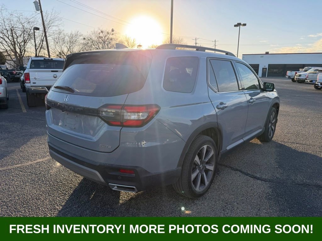 Used 2023 Honda Pilot Elite image 7