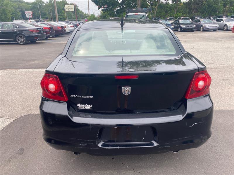 Used 2011 Dodge Avenger Express image 4