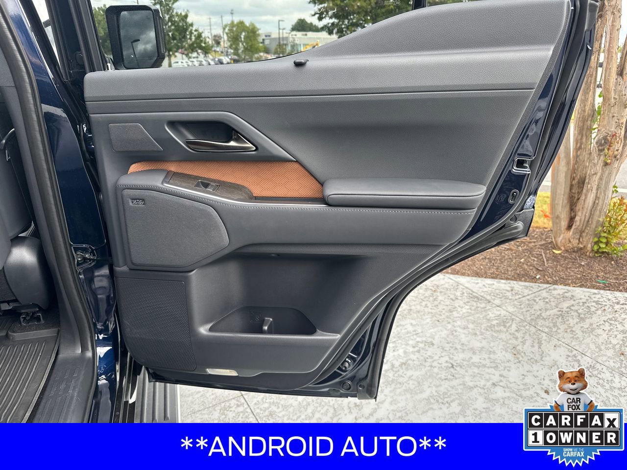 Used 2025 Lexus GX 550 image 16