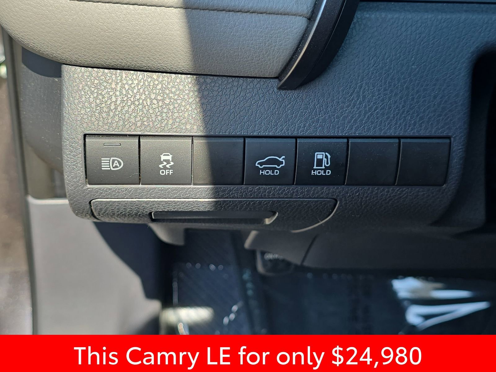 Used 2023 Toyota Camry LE FWD image 32