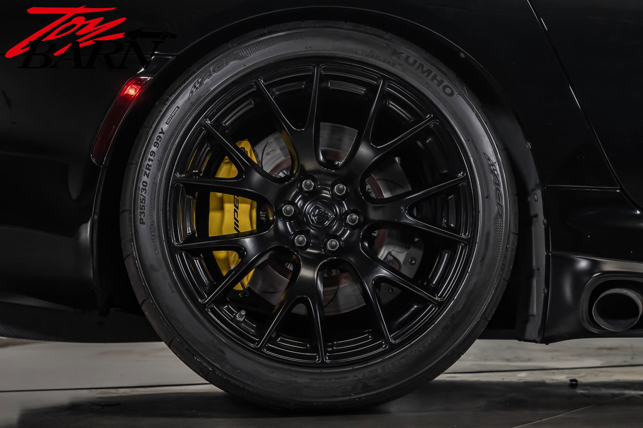 Used 2017 Dodge Viper GTC w/ ACR Package image 16