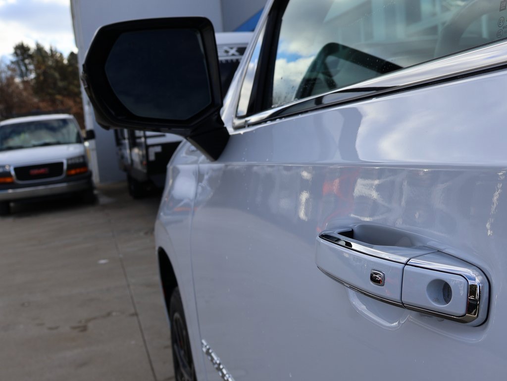 New 2026 Chevrolet Suburban High Country image 11