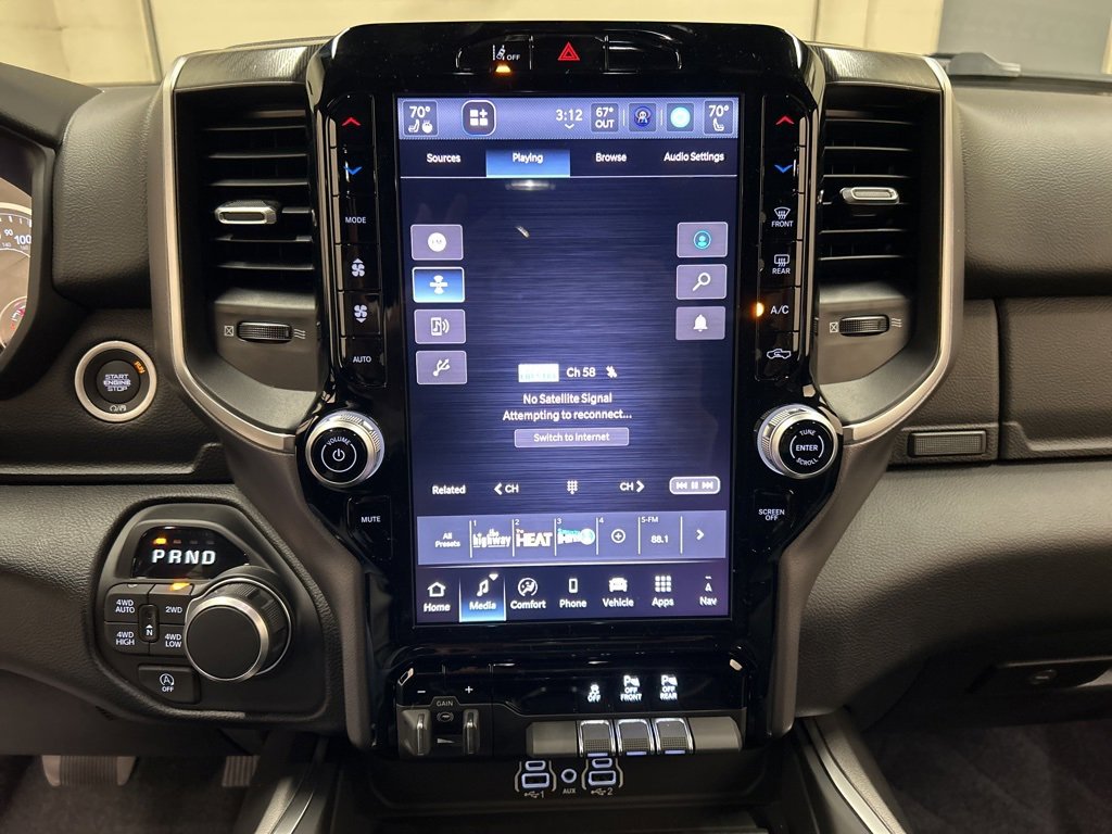 New 2026 RAM 1500 4x4 Crew Cab image 24