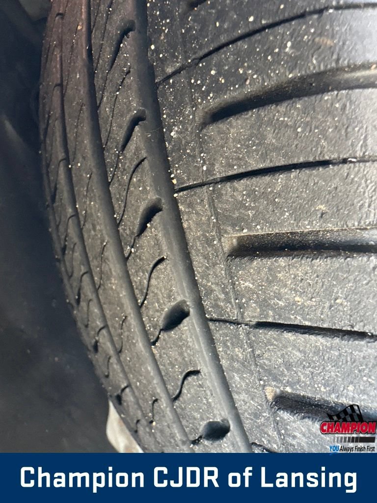 Used 2014 Ford Focus SE FWD image 30