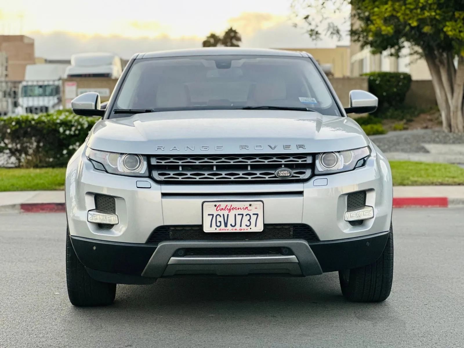 Used 2015 Land Rover Range Rover Evoque Pure Plus AWD/4WD image 2