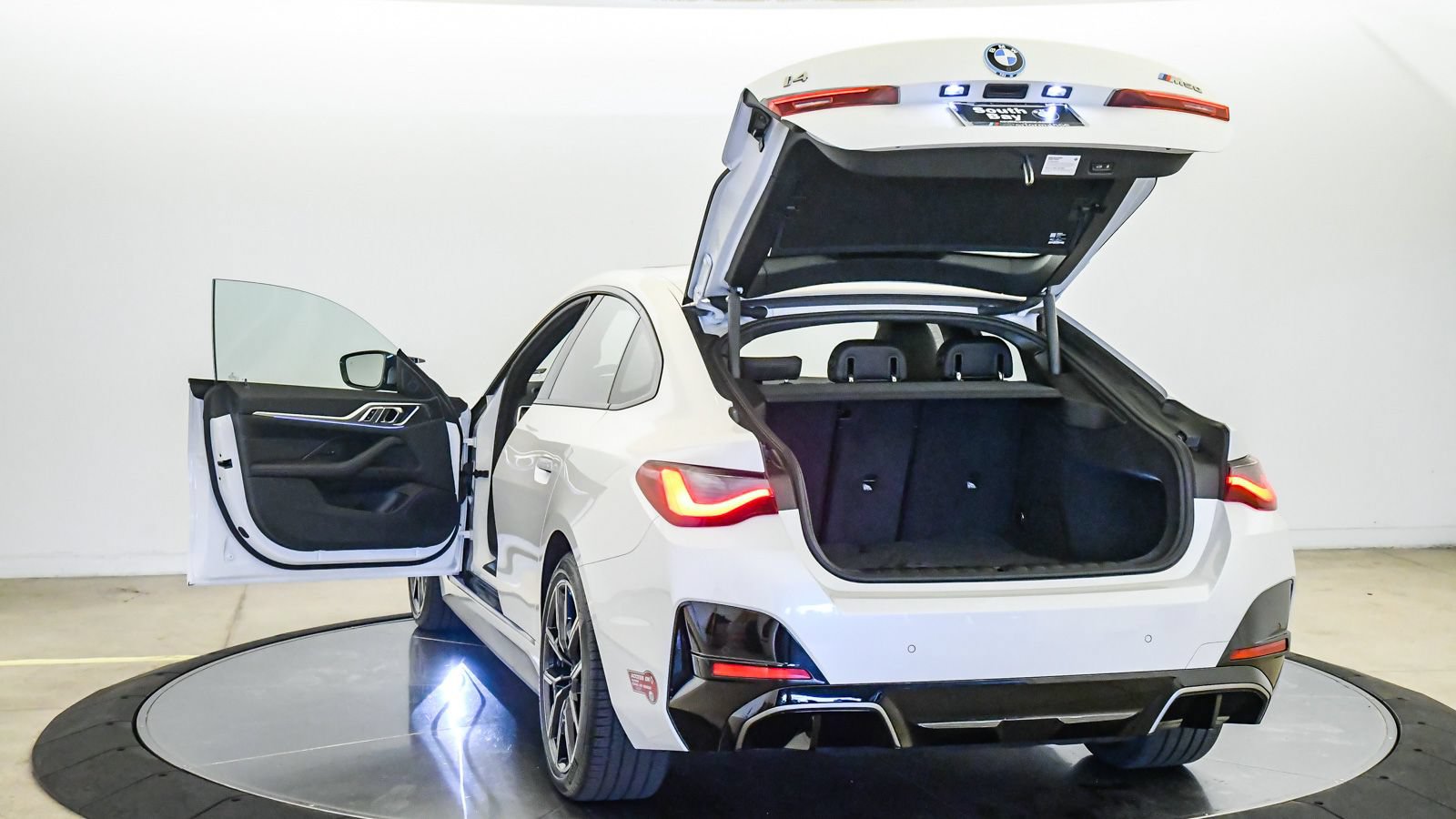 Certified 2023 BMW i4 M50 AWD/4WD image 27