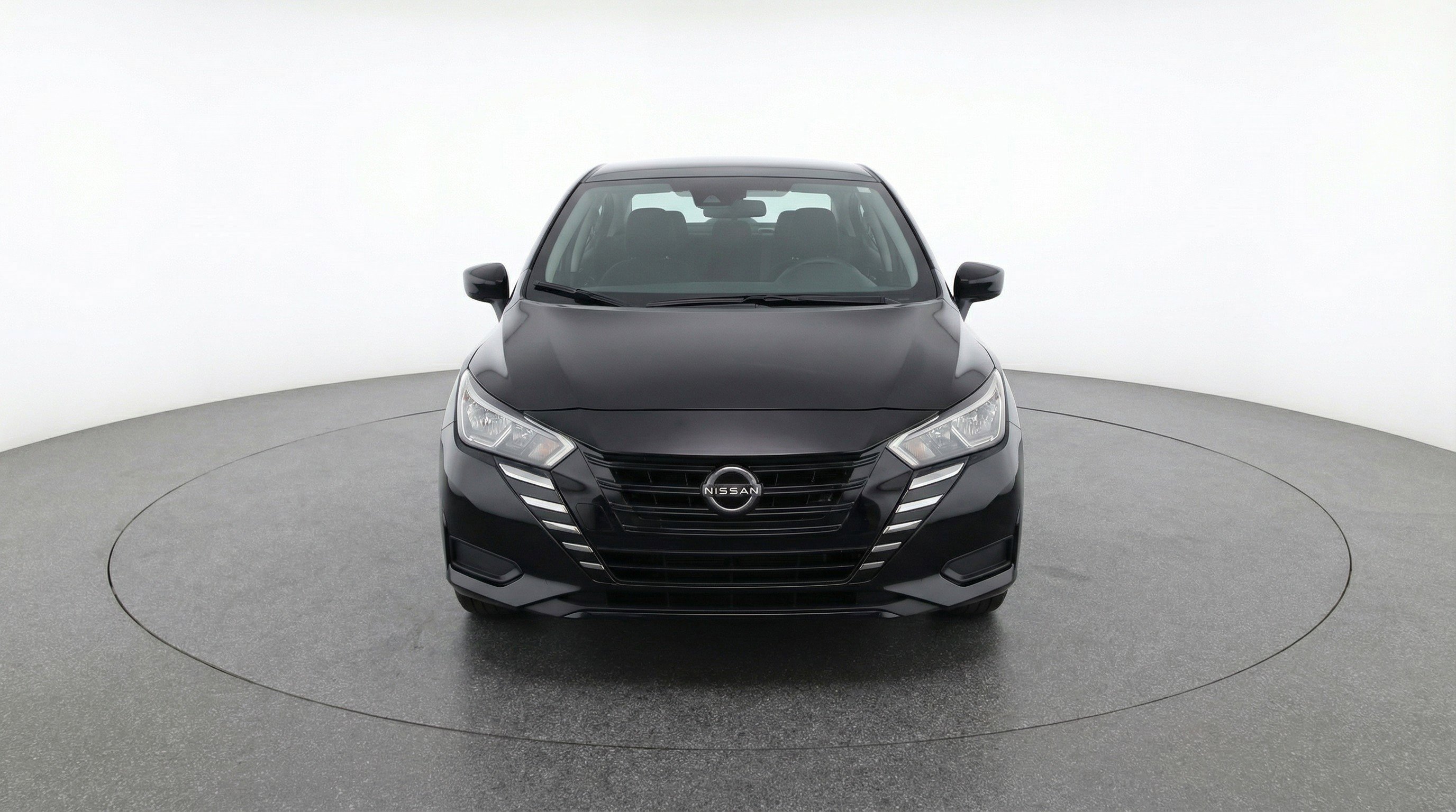 Used 2025 Nissan Versa SV FWD image 2