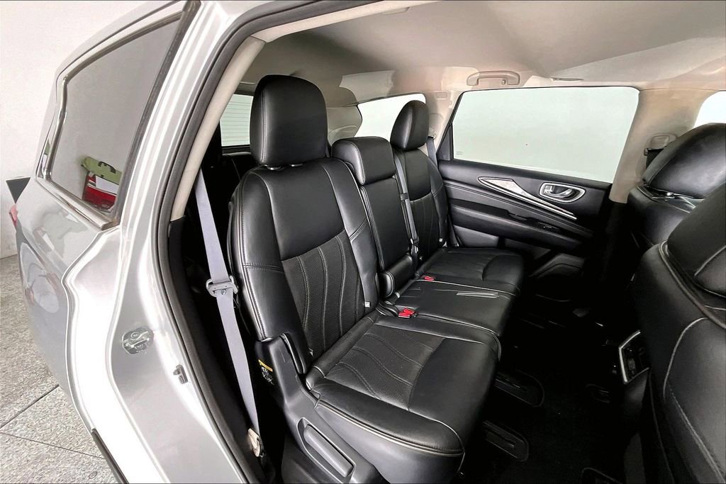 Used 2015 INFINITI QX60 Luxe w/ Premium Plus Package AWD/4WD image 36