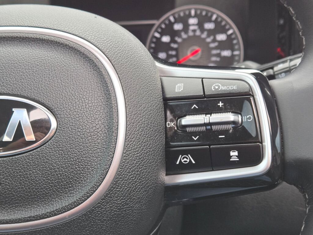 Used 2021 Kia Sorento SX image 48