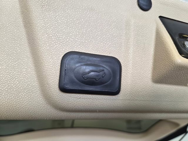 Used 2011 Buick Enclave CXL FWD image 15