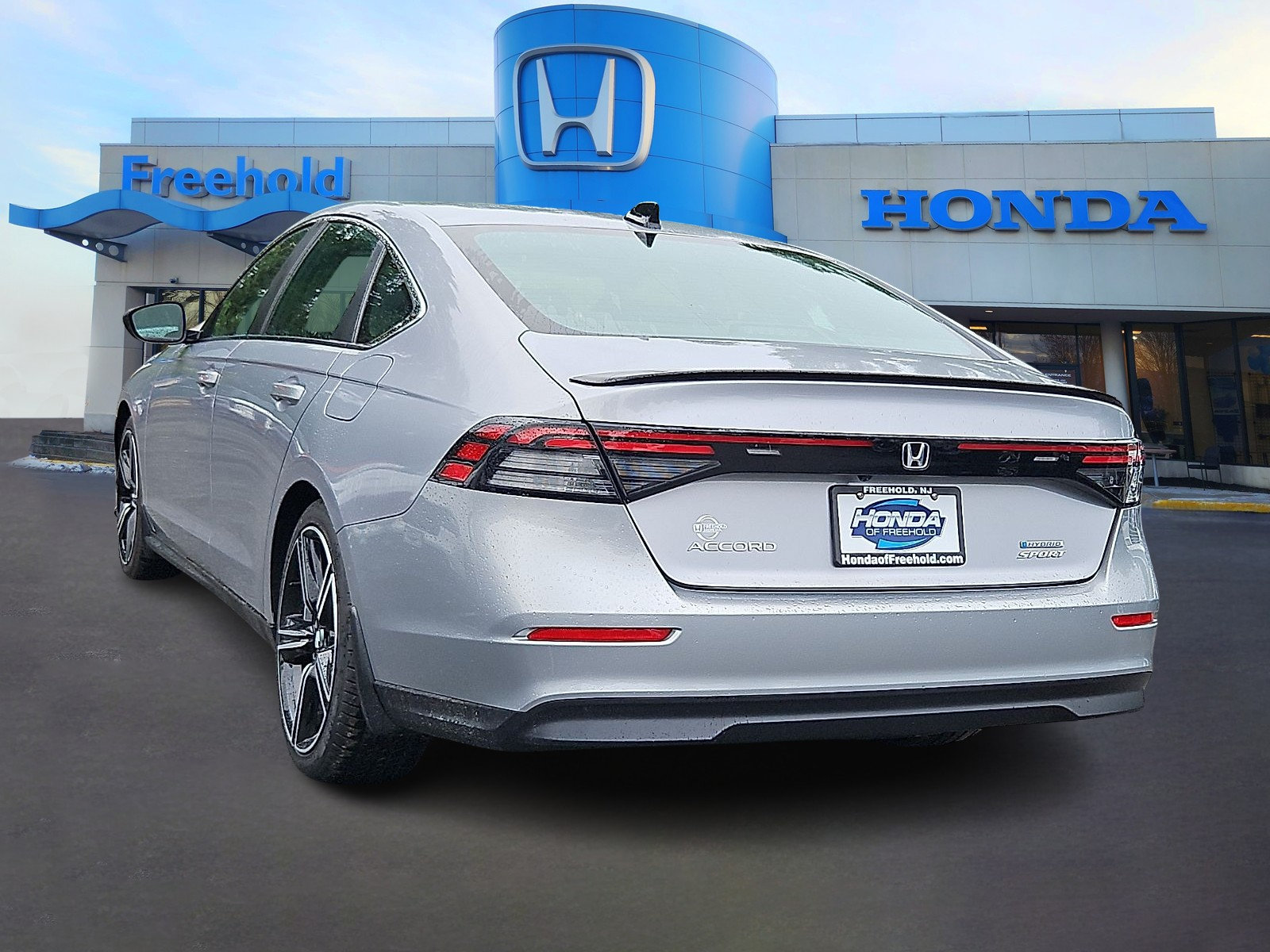 Used 2023 Honda Accord Sport image 4