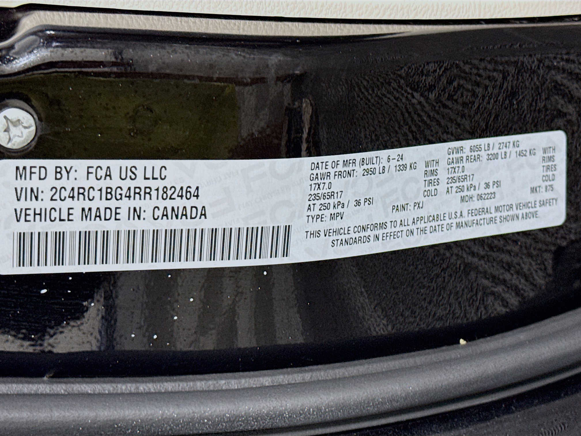 Used 2024 Chrysler Pacifica Touring-L FWD image 39