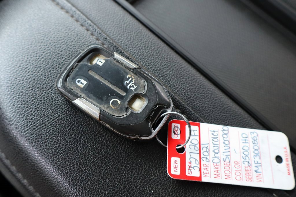 Used 2021 Chevrolet Silverado 2500 LTZ image 32