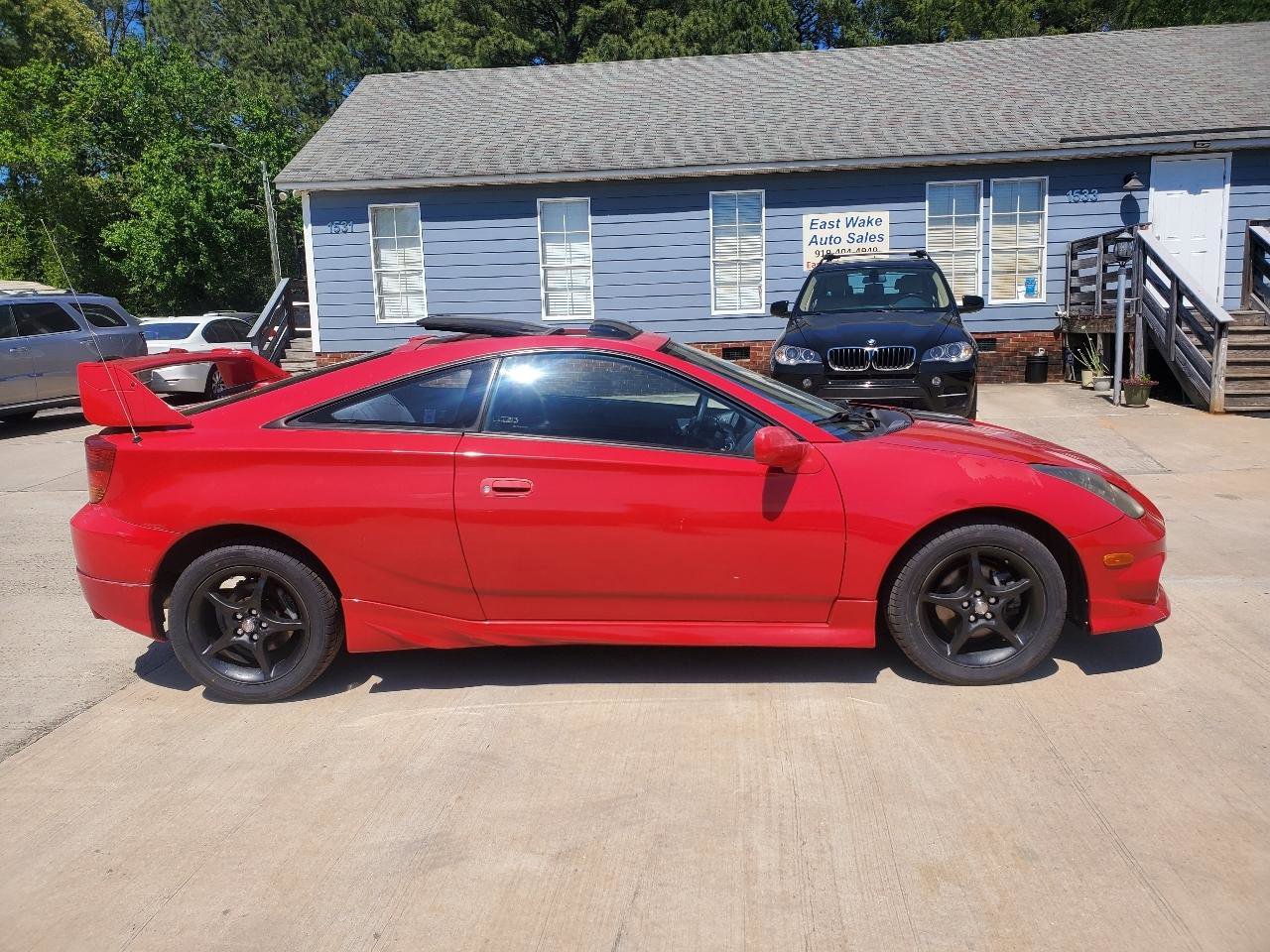 Used 2002 Toyota Celica GT-S FWD image 4