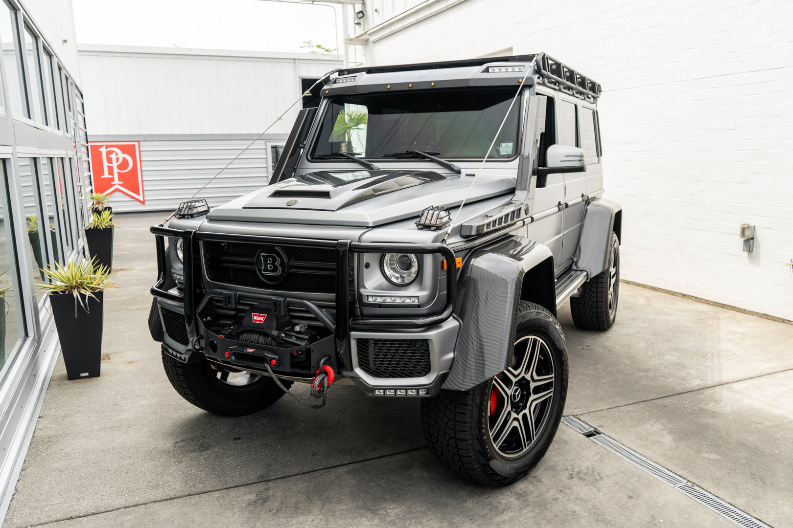 Used 2018 Mercedes-Benz G 550 Squared image 3