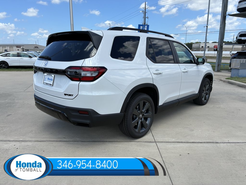 New 2026 Honda Pilot Sport image 6