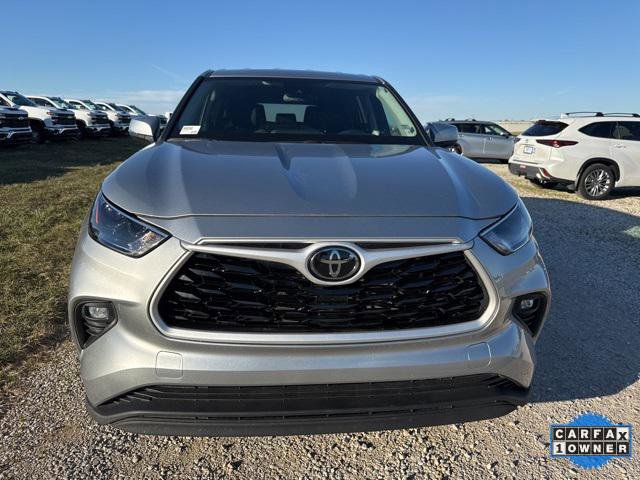 Certified 2024 Toyota Highlander LE image 12