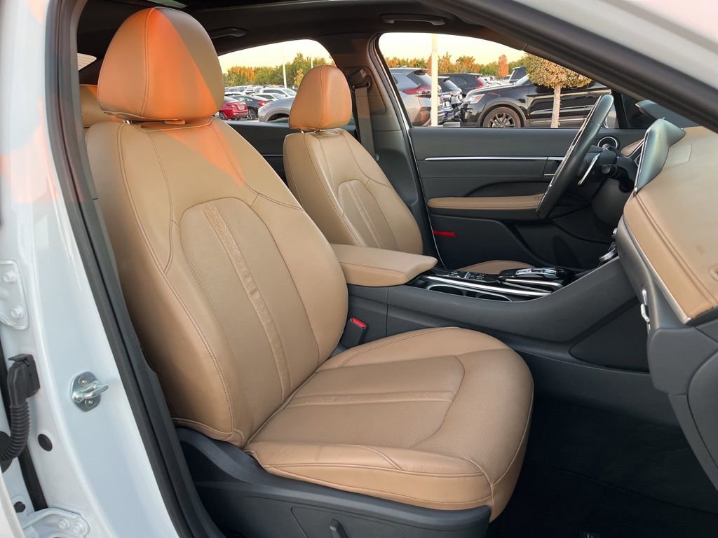Used 2021 Hyundai Sonata Limited image 30