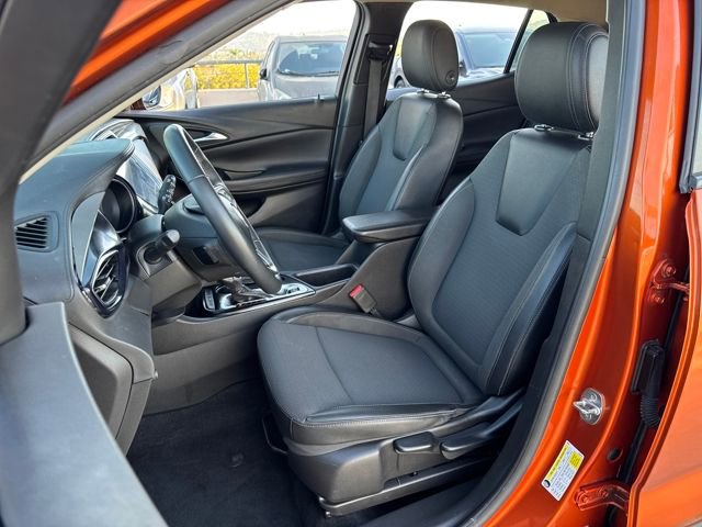 Used 2022 Buick Encore GX Preferred image 4