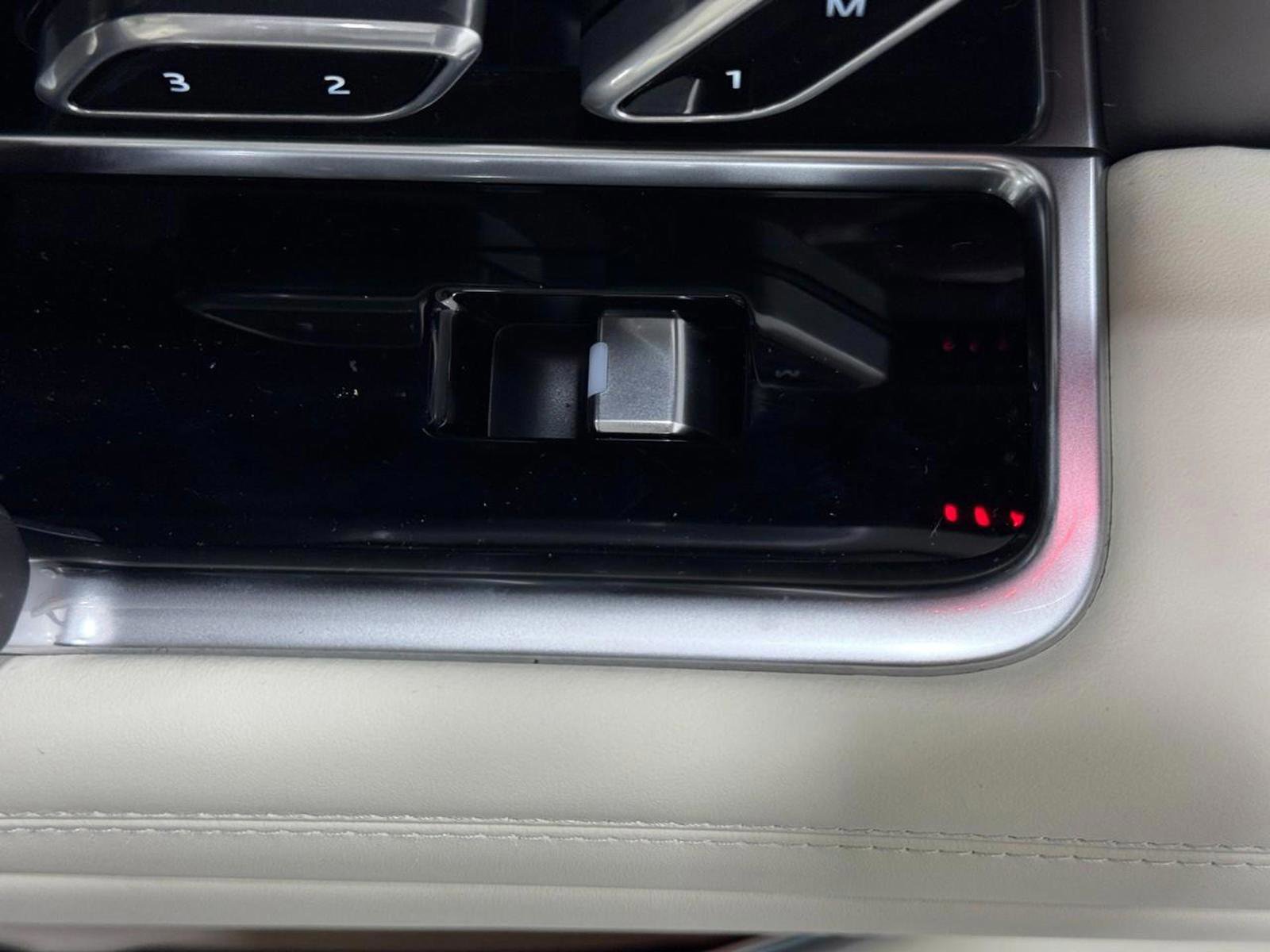 New 2026 Land Rover Range Rover Autobiography image 21