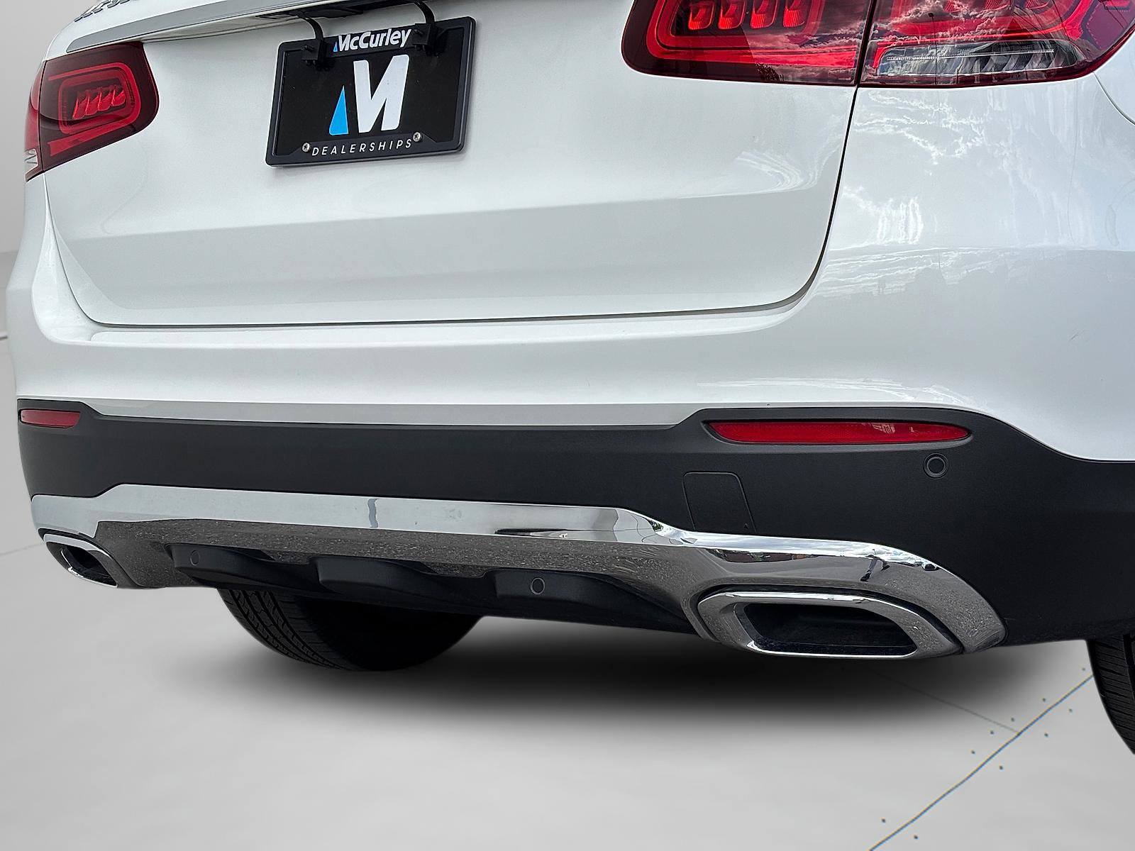 Used 2022 Mercedes-Benz GLC 300 4MATIC image 5