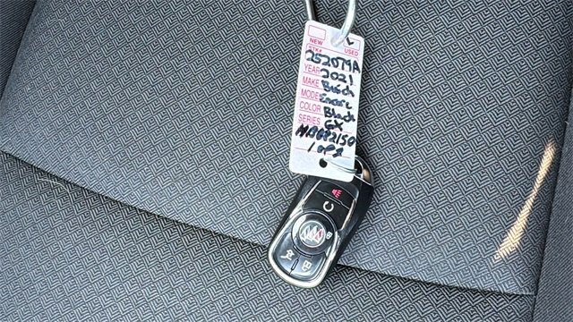 Used 2021 Buick Encore GX Select w/ Sport Touring Package image 30