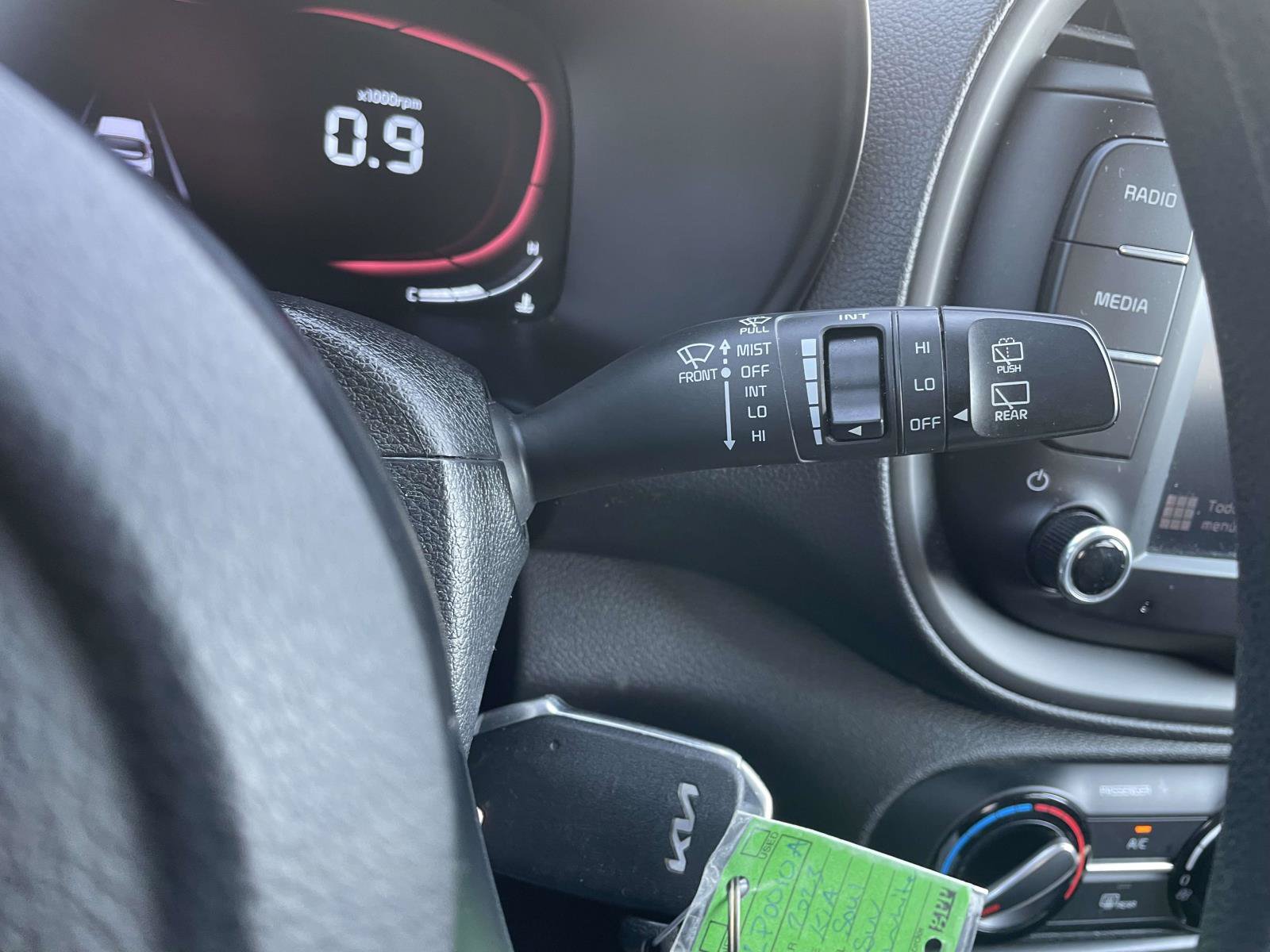 Used 2023 Kia Soul LX w/ LX Technology Package FWD image 23