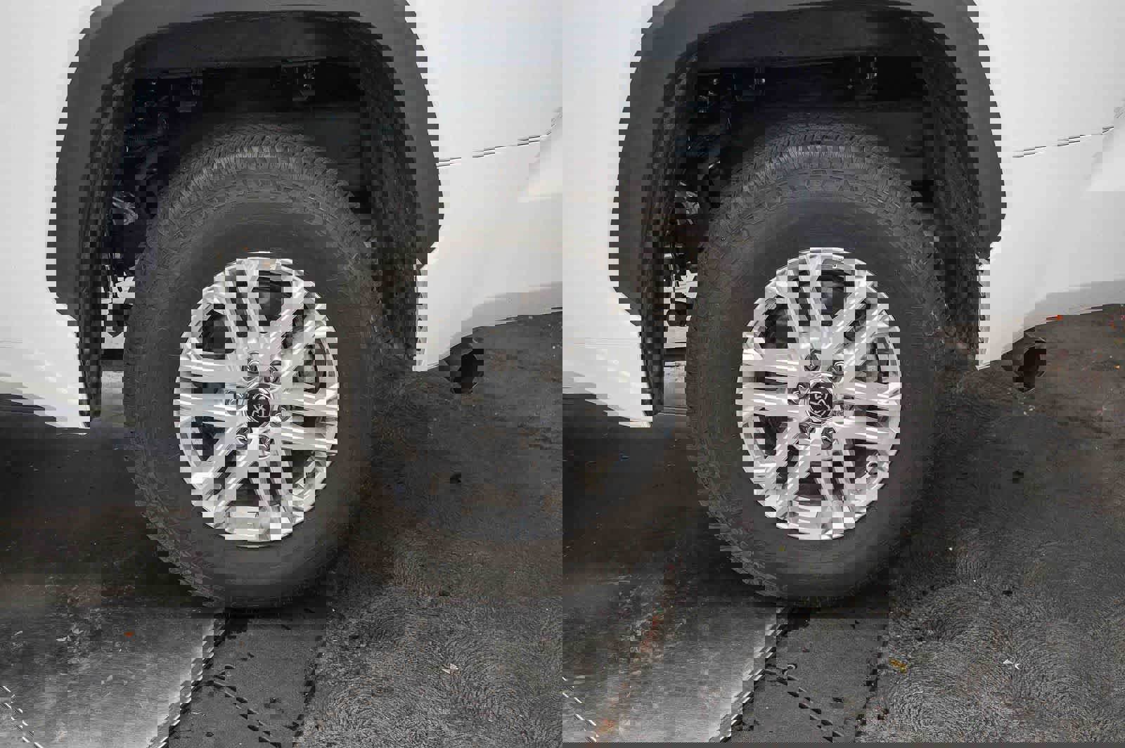 Used 2024 Toyota Tundra SR5 w/ SR5 Convenience Package image 7